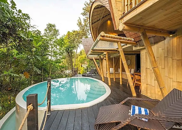Hotel Jungleight Bali 4*