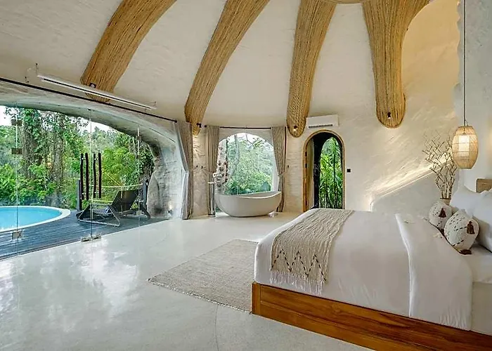 Jungleight Bali 4*